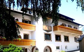 Pension&residence Josefsheim-freiberghof Lana 2*